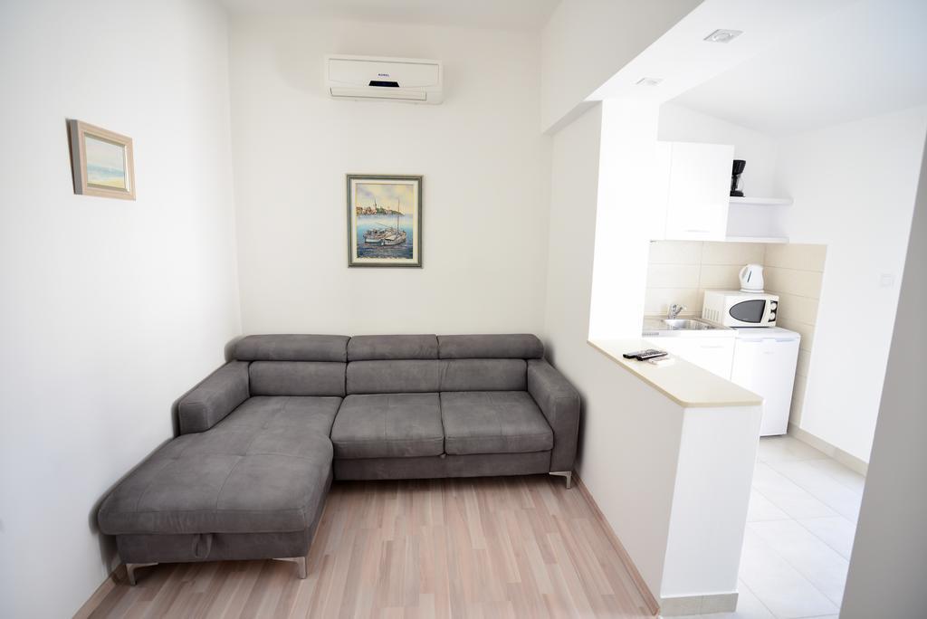 Villa Benelux Zadar Exteriör bild
