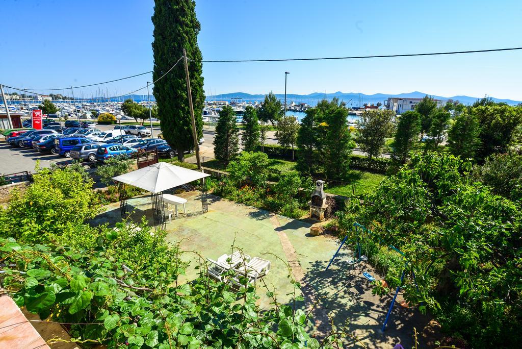 Villa Benelux Zadar Exteriör bild