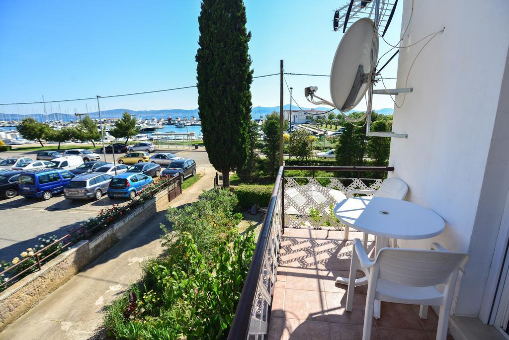 Villa Benelux Zadar Exteriör bild