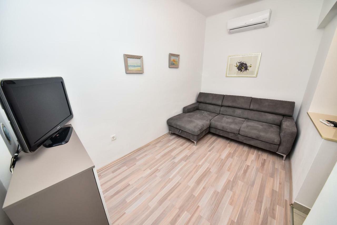 Villa Benelux Zadar Exteriör bild