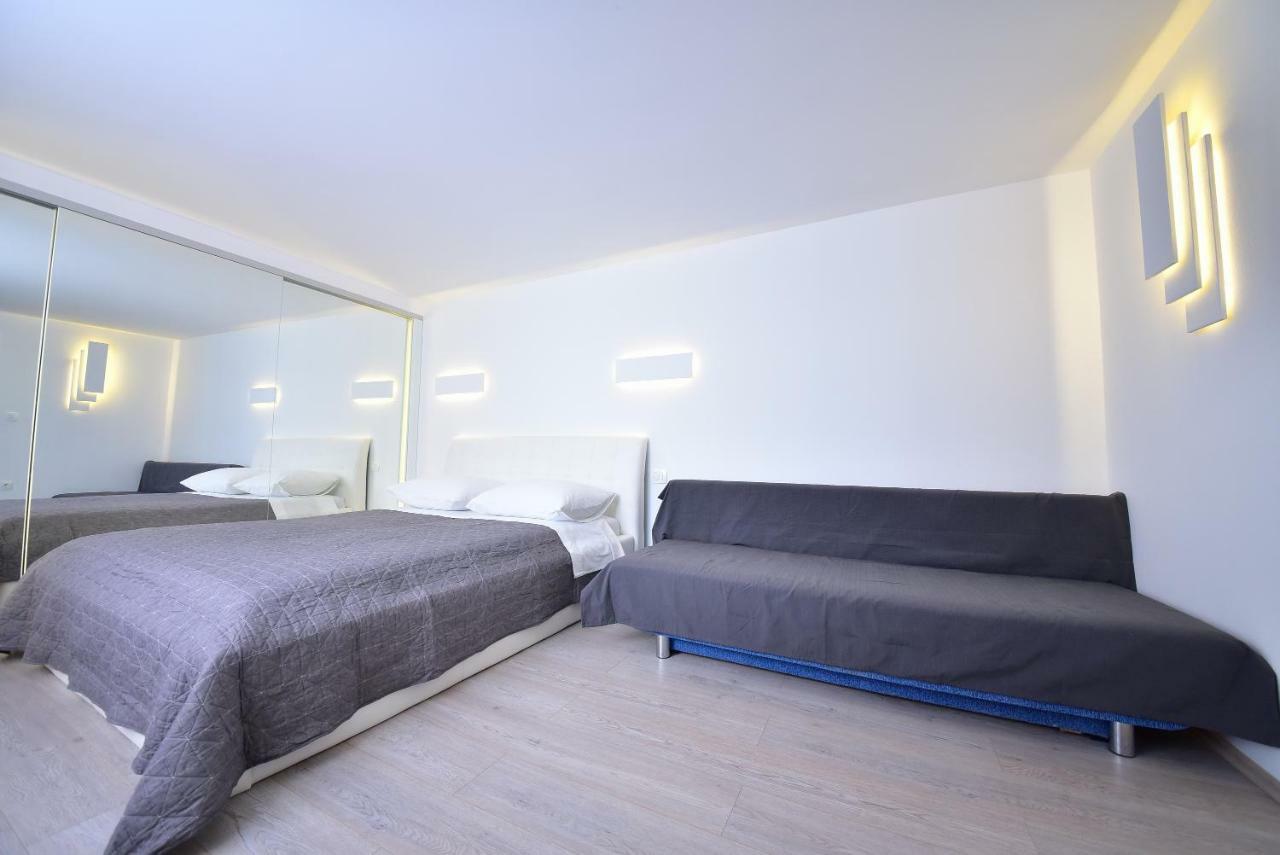 Villa Benelux Zadar Exteriör bild